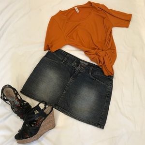 NWOT, LuLaRoe “Perfect Tee” Top, Orange, Size L